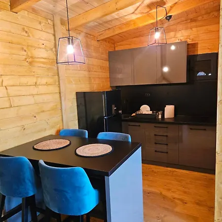 Razlicak - Jezero Vila Perucac