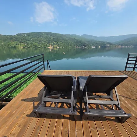 Vila Razlicak - Jezero *